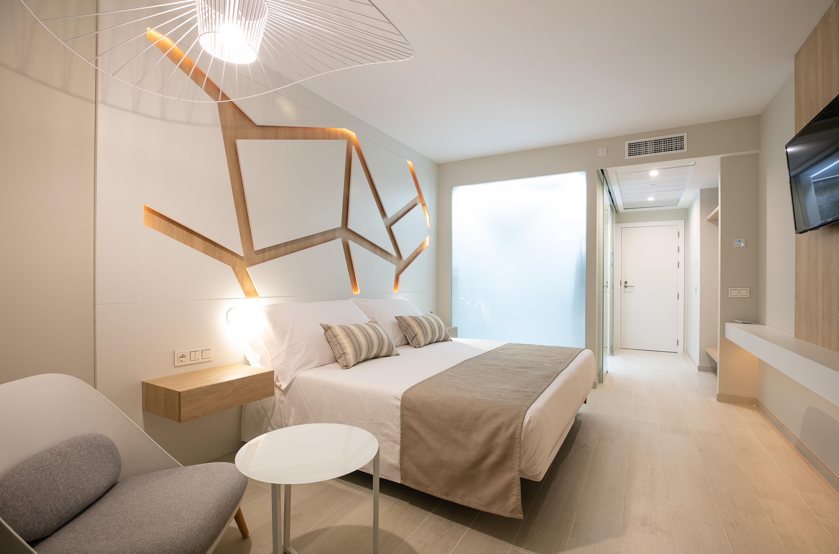The Ibiza Twiins - 4* Sup Hotell Platja d'en Bossa Rom bilde