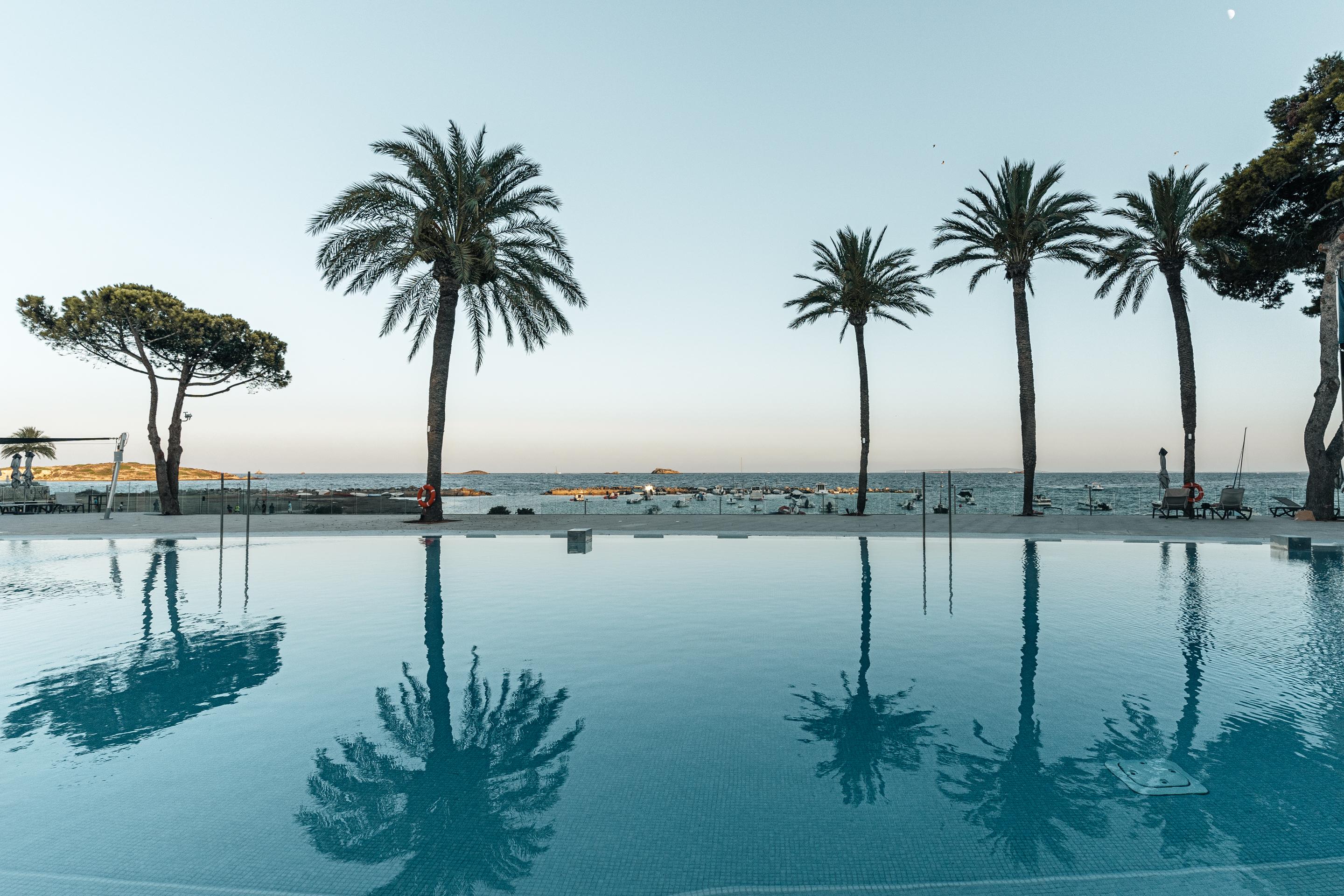 The Ibiza Twiins - 4* Sup Hotell Platja d'en Bossa Eksteriør bilde