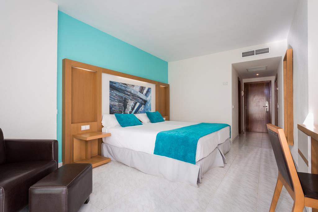 The Ibiza Twiins - 4* Sup Hotell Platja d'en Bossa Eksteriør bilde